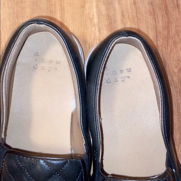 women’s shoes - Picture 2 of 7